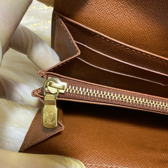 Portefeiulle Sarah Long Bifold Wallet With duster - Picture 13 of 16